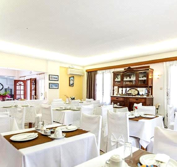 Anezina Villas
